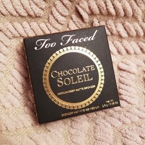 New in box mini Chocolate Soleil Matte Bronzer